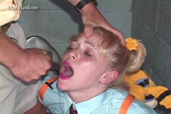 Anastasia Gets Ass-Pumped In The Park By MH.mp4.0003
