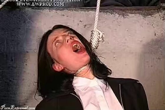 EyeWitness Production - Hanging Ivette